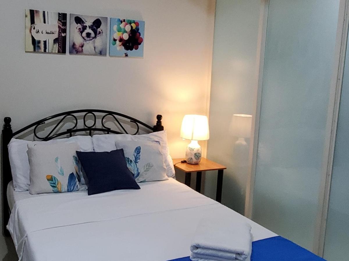 Jen'S Paranaque City Apartment Manila Exterior photo